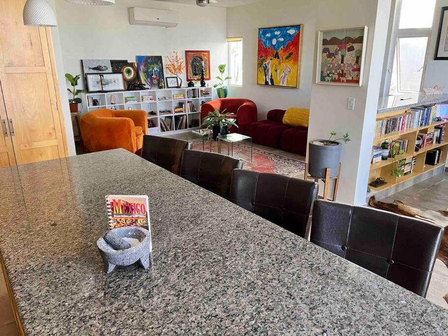 Cozy In Downtown Cabo. Walk To The Apartamento